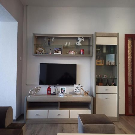 Nemanja Apartment Требине Екстериор снимка