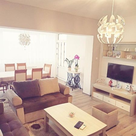 Nemanja Apartment Требине Екстериор снимка