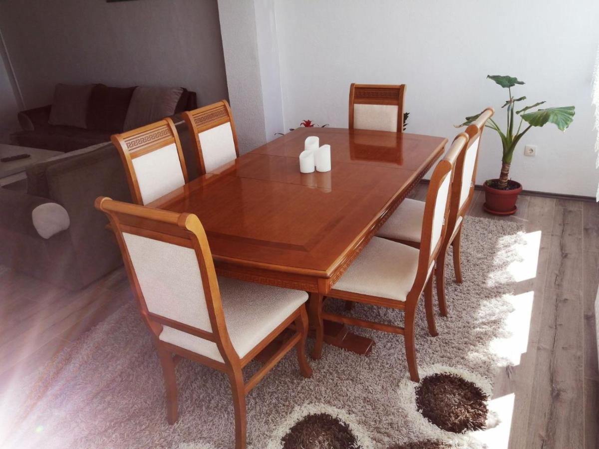 Nemanja Apartment Требине Екстериор снимка