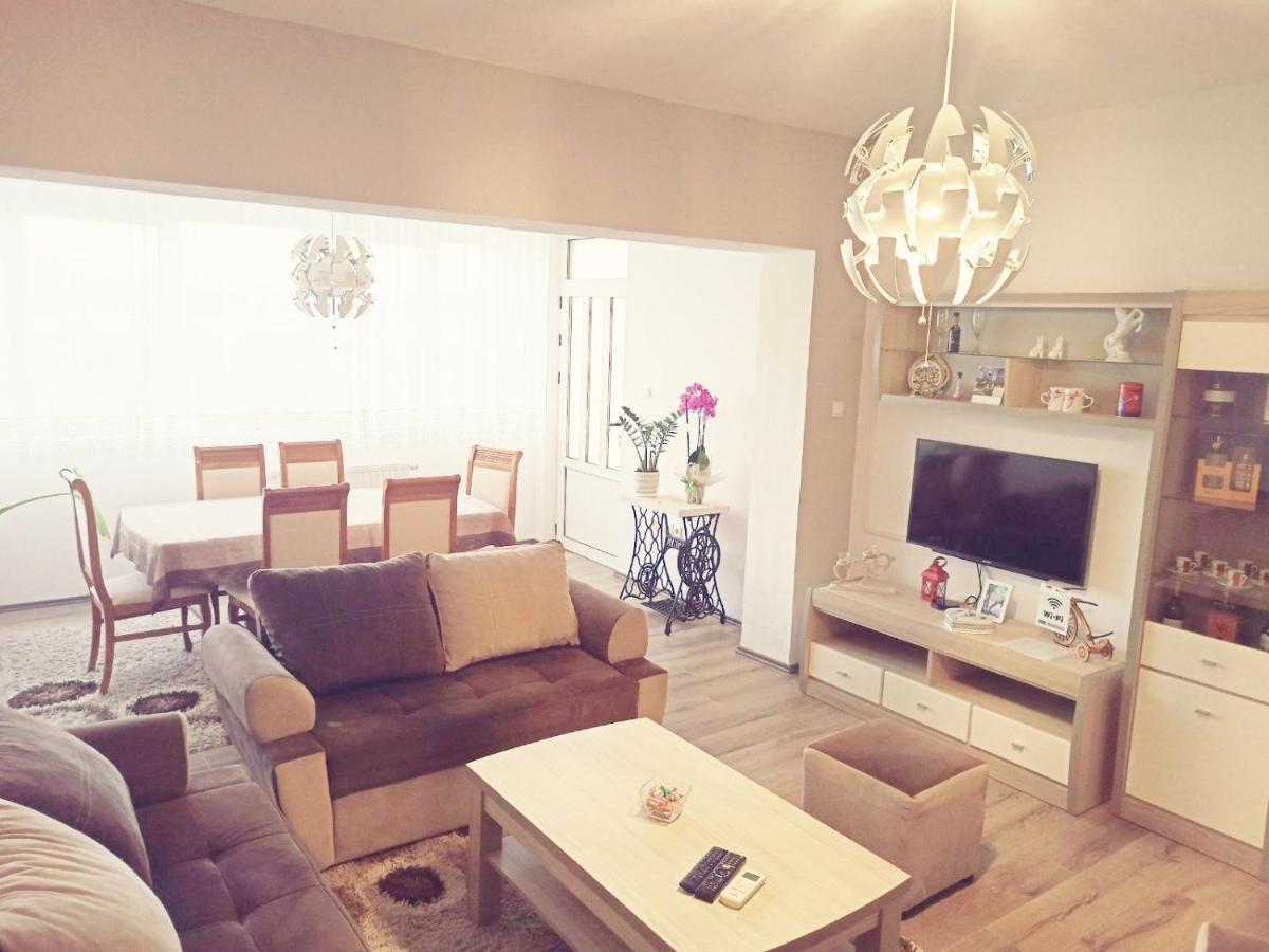 Nemanja Apartment Требине Екстериор снимка